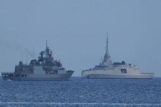 Σύμπλευση με την Ευρώπη ή παιχνίδια στη Μέση Ανατολή;